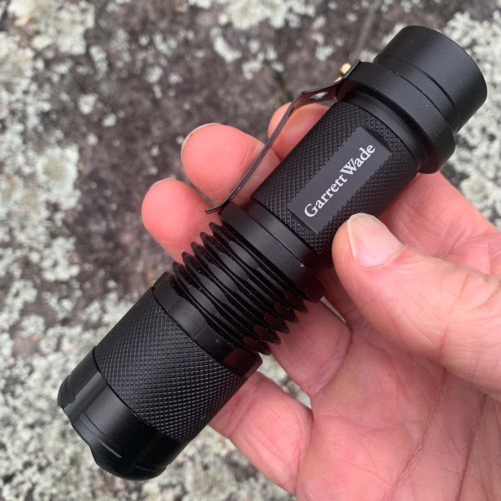 Adjustable Beam EDC Flashlight