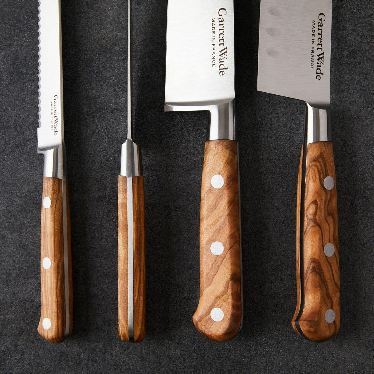 Scalloped Santoku Knife 18cm Olivewood