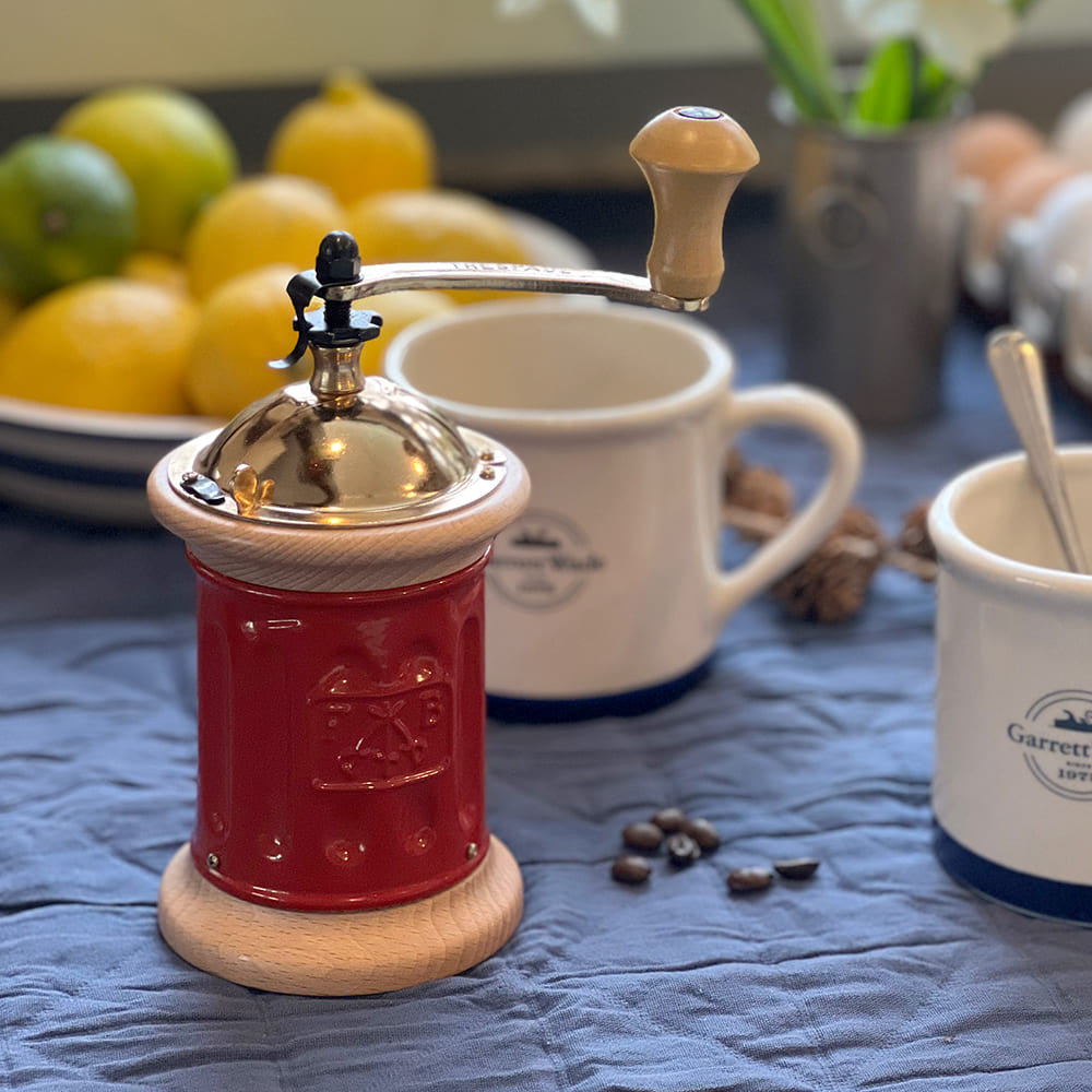 Italian-Made Conical Burr Mill Grinder