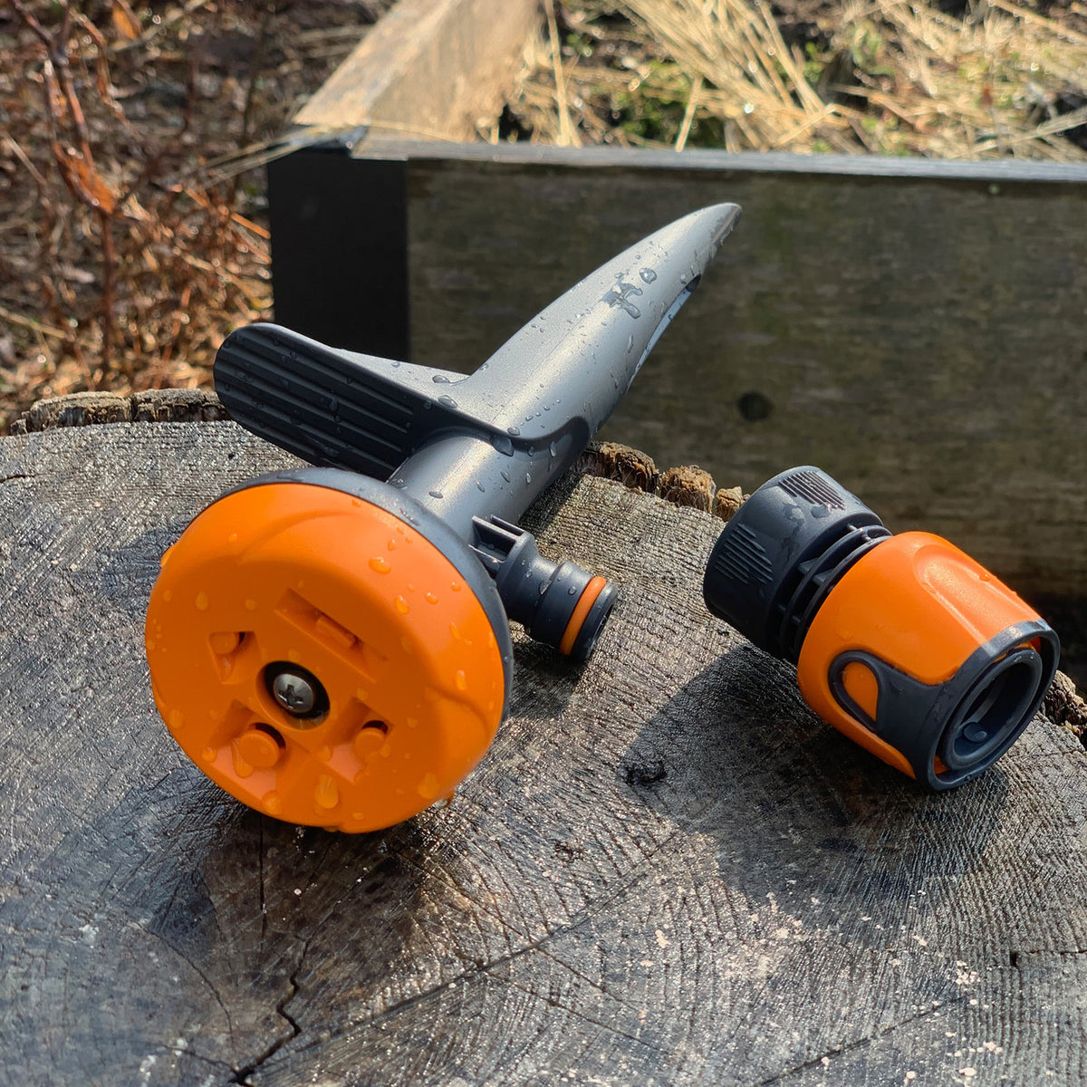 Adjustable garden sprinkler