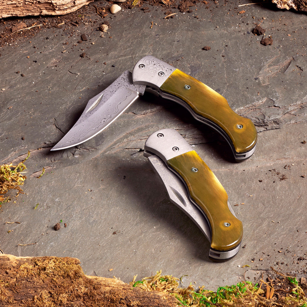 Damascus Blade & Horn Folding Clip Knife