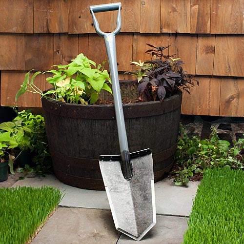 Shovels, Forks + Diggers